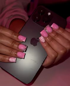 Pink Nail Designs Short, Nail Designs Short, Acrylic Nail Set, Hot Pink Nails, Hard Nails, Claw Nails, Simple Gel Nails, Girly Acrylic Nails