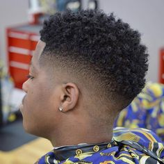 Fade Haircut Black Men, Mid Skin Fade, Mid Fade Haircut, Afro Fade, Drop Fade Haircut, Curly Hair Fade