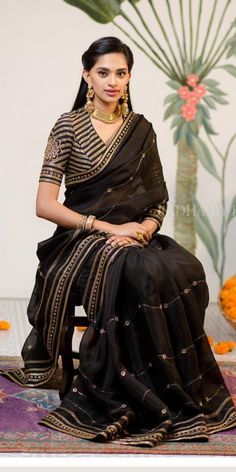 Black Silk Saree Blouse Designs, Black Kanjeevaram Sarees, Black Saree Blouse, Wedding Lehengas, Saree Blouse Neck Designs, Silk Saree Blouse Designs