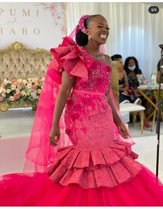 Zulu Outfits, Pink Dress Outfits, Nigerian Wedding Dress, African Bridesmaid Dresses, African Weddings