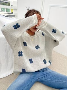 Faster shipping. Better service Flower Sweater, Pullover Outfit, Drop Shoulder Sweaters, Festival Looks, Pattern Sweater, Sweater Making, Knitwear Women, Outfits Casuales, Drop Shoulder