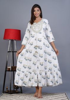 Woman shrara kurti in pure reyon fabric.. Fabric .ryon  Size .M.l.xl.xxl. Desine Sharara frok Designer Cotton White Sharara, Designer White Cotton Sharara, Spring Anarkali Sharara With Cutdana, Anarkali Sharara With Cutdana For Spring, Ankle-length Fitted Kurta With Printed Motifs, Fitted Ankle-length Kurta With Printed Motifs, Spring Mulmul Sharara With Straight Kurta, White Cotton Dress With Cutdana, White Anarkali Sharara With Printed Motifs