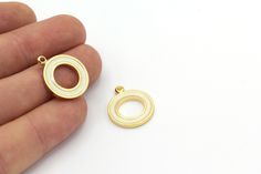 materiel :Brass size :17mm color :24k Shiny Gold Plated İnside Color: Black , Cream, Turquaz, Navy Blue , Red Quantity: Options FREE SHİPPİNG İF YOUR ORDER VALUE İS HİGHER THAN $50 ( FOR THİS, PLEASE USE THİS CODE ; DSHEFREESHIPPING) 🔘check our other gold plated models https://www.etsy.com/shop/dshejewelrymetal/items?section_id=23933828 🔘check our other round models https://www.etsy.com/shop/dshejewelrymetal?ref=seller-platform-mcnav&search_query=round+charm ∙ ∙ ∙ ∙ ∙ ∙ ∙ ∙ ∙ ∙ ∙ ∙ ∙ ∙ ∙ ∙ White Circular Jewelry For Jewelry Making, White Enamel Round Pendant Jewelry, Necklace Charms, Charms Necklace, Round Necklace, Plate Necklace, Jewelry Cleaner, Circle Pendant, Spacer Beads