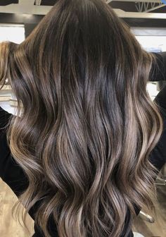 Beautiful Light Brown Hair, Light Brown Hair Color, Balayage Hair Color, Ash Brown Hair, Brunette Hair With Highlights, Brown Hair Color, Hair Color Light Brown, Brunette Balayage Hair