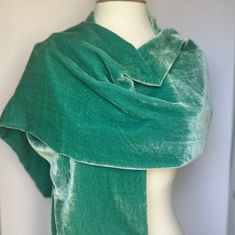 Luxurious and incredibly soft emerald silk velvet scarf. This scarf is extremely versatile; ideal for wrapping up in the cold weather and offers a touch of glamour to any outfit, whether it be casual or for a special occasion.  This will be perfect as a gift or a treat for yourself.  Composition: 60% Silk and 40%Viscose Elegant Green Scarf For Winter, Elegant Green Winter Scarves, Elegant Green Winter Scarf, Velvet Scarf, Gray Silk, Blue Scarf, Grey Velvet, Silk Velvet, Mulberry Silk