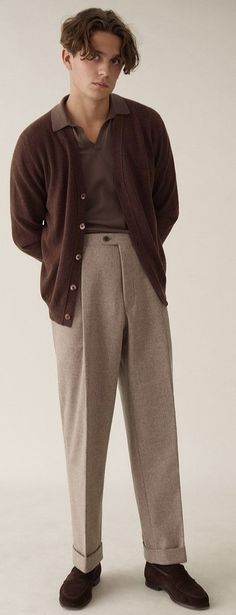 Monochromatic Outfit Aesthetic Men, Monochromatic Outfit Men, Monochrome Outfit Men, Earth Tone Outfits Men, Neutral Tones Fashion, Brown Cardigan Outfit, Earth Tone Outfits, Brown Pants Outfit, Grey Pants Men