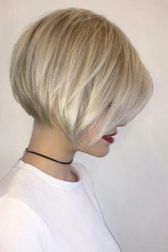 19 Trendy Styles of Bob Haircuts for Fine Hair | LadyLife #HairstylesForWomen Edgy Bob Haircuts, Modern Bob Haircut, Inverted Bob Hairstyles, Bob Haircut For Fine Hair, Bob Hairstyles For Fine Hair, Balayage Brunette