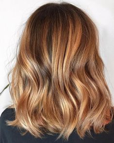 Blonde And Copper Hair Balayage, Blonde Balayage With Copper Tones, Short Golden Copper Hair, Caramel Hair Color Honey Golden Short Hair, Golden Tones Hair, Brunette With Golden Balayage, Golden Balayage Short Hair, Golden Honey Blonde Hair Balayage, Warm Caramel Balayage Honey Short Hair