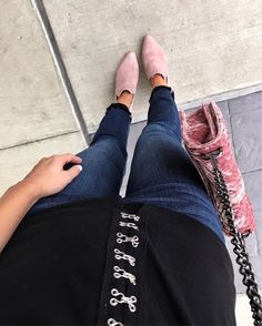 Pink Obsessed Pink Booties & Pink Velvet Crossbody. (@naomi.noel) on Instagram Pink Obsessed, Pink Booties, Style Edit, Outfit Combinations, Pink Shoes, Pink Velvet, Casual Everyday, Free Shopping