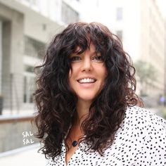 Long Shag Hairstyles For Long Curly Hair, Try On Hairstyles, Curly Hair With Bangs, Shag Haircut, Brown Blonde Hair, Haircut For Thick Hair