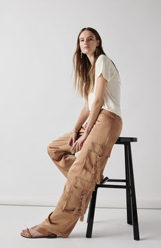 Our favorite pant in Mocha Mousee 😍