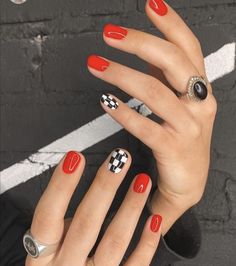 Red black and white checkered nails Simple Nail Art Designs Black, Checkered Gel Nails, Red Checkered Nails, Black White And Red Nails, Black And White Checkered Nails, F1 Nail Art, Checked Nails, Checkered Nail Designs, F1 Nails