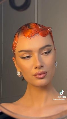 Short Editorial Hairstyles, Editorial Hair Tutorial, Sleek Back Wet Look Hair, Short Editorial Hair, Finger Wave Long Hair, Short Hair Editorial, Short Wet Hairstyles, Finger Waves Long Hair, Punk Hair Color