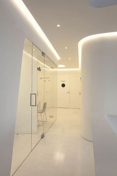 Dentist Office Design Interiors, Dental Design Interior, Dentist Office Design, Giveaway Ideas, Dental Office Design Interiors, Medical Office Design, Dental Office Decor, Corridor Design, Hospital Architecture