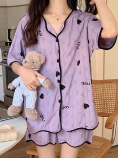 Cute Sleepwear Korean, Korean Night Suit, Korean Pajamas Aesthetic, Sleepy Outfits, Casual Home Outfits, Korean Pajamas, Pajamas Aesthetic, Cute Pjs, Pajama Fashion