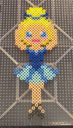 Pony Bead Crafts, Easy Perler Bead Patterns, Melty Bead Patterns, Fuse Bead Patterns, Hama Beads Design, Perler Bead Templates, Perler Crafts, Diy Perler Bead Crafts, Hama Beads Patterns