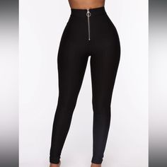 Black Leggings W/ Zipper. Size Xs, Never Worn. Still In Good Condition. Black Leggings Style, Ripped Jeggings, Purple Jeans, Black Jeggings, Denim Jeggings, 60 Fashion, Fashion Nova Jeans, 50 Fashion, Wide Leg Denim