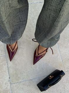 Dr Shoes, Neue Outfits, Aesthetic Shoes, 가을 패션, Pretty Shoes, Dream Shoes, Shoe Obsession