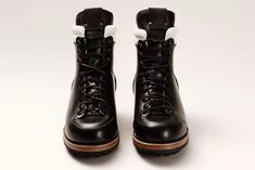 FEIT Arctic Hiker Leather Black, Smog Boots - Just Released Danner Boots, Polar Vortex, Mens Fashion Shoes, Dr. Martens Boots, Combat Boots, Fashion Shoes, Shoe Boots, Shoes Sneakers, Sandals