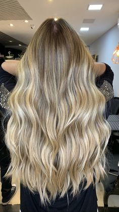 Blonde Half Head Foils, Baby Lights Rubio, Balayage Blond Beige, Sandy Beige Blonde Hair, Baby Lights Hair Blonde, Blonde Airtouch, Beige Blonde Hair Color, Baby Blonde Hair, Beige Blonde Hair