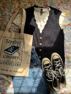 College Downtown Outfits, Summer Oxford Shoes Outfit, H&m Clothing, H M Clothes, H&m Fits, Bookish Aesthetic Outfit, Cute Autumn Outfits Aesthetic, H&m Style, H&m Clothes