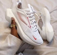 Air Jordan Chicago, Nike Vista Lite, Air Jordan Collection, Jordan 4 Off White, Jordan Collection, Most Comfortable Sneakers, Pretty Sneakers, Trendy Shoes Sneakers, Nike Air Shoes