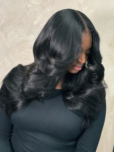 Middle part quickweave with heavy layers Mid Back Sew In Weave, Middle Part With Layers And Curls, Middle Part Buss Down Layers, Middle Part Quick Weave With Layers, Middle Part Wig With Layers, Middle Part Traditional Sew In, Quickweave Middle Part, Side Part With Layers Black Women, Middle Part Leave Out