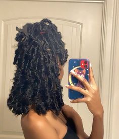 Pressed Natural Hair, Silk Press Natural Hair, Soft Locs, Butterfly Locs, Braids Hairstyles Pictures, Cute Box Braids Hairstyles, Protective Hairstyles Braids, Pretty Braided Hairstyles, Hairdos For Curly Hair