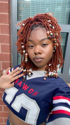 Very Short Locs With Beads, Beads In Locs Hairstyles, Short Locs On Women, 90s Locs Hairstyles, Locs With Braids, Braids And Undercut, Loc Hair Styles, Types Of Locs, Easy Loc Styles