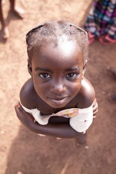 African Children, Foto Tips, African People, We Are The World, People Of The World, African Beauty, West Africa, Little People, Black Is Beautiful