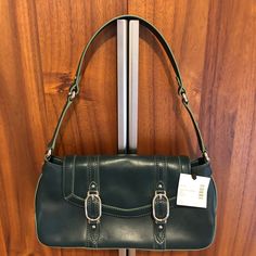 Nwt Hunter Green Leather Shoulder Bag Green Leather Bag, Michael Kors Sandals, Steve Madden Sandals, Bandage Skirt, Croc Leather, Leather Shoulder Handbags, Large Shoulder Bags, Black Leather Bags, Leather Hobo Bag