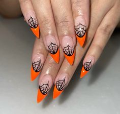 Halloween Nails Diy, Halloween Decor Diy, Witch Nails, Halloween Acrylic Nails, Alien Tattoo, October Nails, Goth Nails