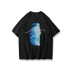 Aesthetic Streetwear, Comfortable Clothes, Stylish Letters, Oversized Crewneck, Black Graphic Tees, Warm Spring, Graphic Design Print, Simple Trendy Outfits, Band Shirts