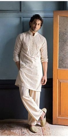 White Panjabi For Men, Pathani Kurta For Men, Indian Old Money, White Kurta Men, Kurta Poses, Panjabi For Men, Traditional Man, Panjabi Design, Latest Kurta Designs