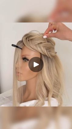 Low Bun Tutorials, Fancy Hair, Updo Tutorial, Simple Prom Hair, Fancy Hairstyles, Hair Collection, Beauty Ideas, Curled Hairstyles, Hair Dos