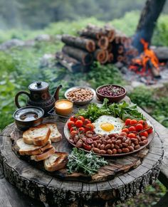 Breakfast at campfir in the wood.  #breakfast #campfire #camping #foodie #foodporn #foodlover #foodgasm #viralpost #viralpins #foryoupage Game Room Ideas, Family Meal Planning, Outdoor Eating, Low Carbohydrate Diet, Camping Food, Camping Meals, A Healthy Lifestyle, Keto Meal Plan