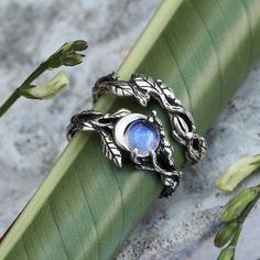 Witch Wedding Ring, Wlw Rings, Engagement Rings Moon, Witchy Wedding Rings, Fantasy Rings, Engagement Ring Blue Stone, Moon Engagement Ring, Moonstone Wedding Ring, Nature Jewellery