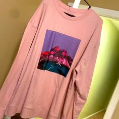 Dead Stock Never Worn Sweater -Lost A Lot Of Weight And Doesn’t Fit Me -Lightpink/Coral Peach Color Size Xxl -Open To Offers -Fast Shipping Tommy Hilfiger Sweater Men, Coral Peach Color, Letterman Sweaters, Weekend Sweatshirt, Black Cable Knit Sweater, Vintage Christmas Sweaters, Streetwear Sweater, Cashmere Sweater Men, Green Crewneck