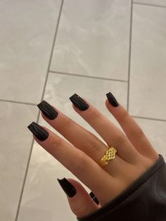 Black Nails Acrylic Squares Short, Nails Black Long Square, Black Nails Rectangle, Squared Black Acrylic Nails, Slightly Tapered Square Nails, Short Black Tapered Square Nails, Short Black Nails Acrylic Square, Square Nail Solid Color, Cute Black Square Nails