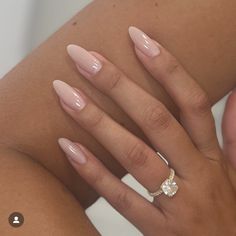 Manicured Nails, Bridesmaids Nails, Unghie Sfumate, Kutek Disney, Jelly Nails, Oval Nails, Neutral Nails, Girls Nails, Classy Nails