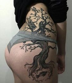 Tattoos For Women On Thigh, Hip Tattoo Designs, Samoan Tattoo, Tree Tattoo Designs, Hip Tattoos Women, Pieces Tattoo, Thigh Tattoos Women, E Tattoo, Tattoo Feminina