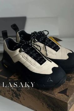 Lasaky - Classic Retro Sneakers: Premium Comfort and Timeless Style White Sneakers With Contrast Sole For Outdoor, White Outdoor Sneakers With Contrast Sole, White Leather Walking Shoes For Outdoor Activities, White Leather Sneakers For Outdoor, Oakley Shoes, Shoes Dressing, Pretty Shoes Sneakers, Funky Shoes, Dressing Style