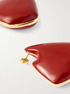 Find BOTTEGA VENETA Large Fin Gold Vermeil And Enamel Earrings on Editorialist. Bottega Veneta's artful sensibility makes pieces like these earrings beautifully dramatic. They're made from enamelled gold vermeil in a shape inspired by a fin, but made abstract and minimalist. Bottega Jewelry, Red Studs, New Bottega, Ceramic Earring, Fashion Jewelry Earrings, Enamel Earrings, Fine Jewelry Designers, Jewelry Inspo, Sterling Earrings