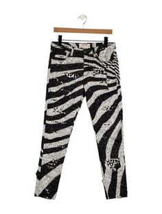 Roberto Cavalli Skinny Leg PantsWhiteAnimal PrintMid-RiseDistressed AccentsSlit PocketsZip & Button ClosureFit:Pants by Roberto Cavalli typically fit true to size. Roberto Cavalli, Animal Print, Print Patterns, Pants, Clothes For Women, How To Wear, Clothes