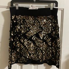 Party Ready Sequins In Gold And Silver On Black Stretch Mini With Wrap Style Front Size L Black Sequined Mini Skirt For Spring, Zara Black Party Skirt, Zara Black Mini Skirt For Party, Zara Black Skirt For Party, Zara White Dress, Knotted Skirt, Black Sequin Skirt, Belted Mini Skirt, Velvet Mini Skirt