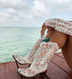 Boot Wall, Coastal Western, Boots Ootd, Lexi Hidalgo, Costal Cowgirl, Mexico Aesthetic, Cute Cowgirl Boots, Country Aesthetic, Looks Country