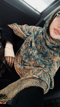 Formal Look Hijab, Hijabi Fits, Formal Look, Mode Hijabi, Hijab Style Casual, Hijabi Fashion Casual, Hijabi Style, Muslim Fashion Hijab