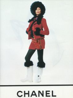 Chanel Campaign 90s, Holiday Campaign Fashion, Chanel Photoshoot, Chanel Winter, Chanel 80s, Chanel Models, Chanel 90s