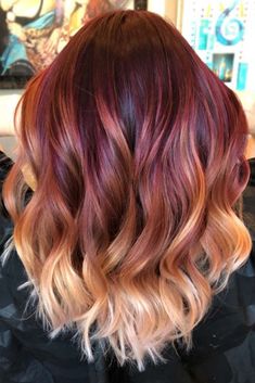 37 Flirty Burgundy Hair Ideas | LoveHairStyles.com Red Blonde, Hair Color Burgundy, Ombré Hair, Burgundy Hair, Trendy Hair Color