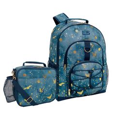 Gear up for school days and adventures of all kinds with our top-quality backpack! Made of water-resistant polyester crafted from recycled plastic bottles and with plenty of compartments, this accesso Enchanted Night, Slim Water Bottle, Luggage Backpack, Cold Pack, Colorful Accessories, Pack Lunch, Backpack Sport, Food Fresh, Small Backpack